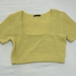 ZARA Yellow Sweater Short Sleeve Crop top